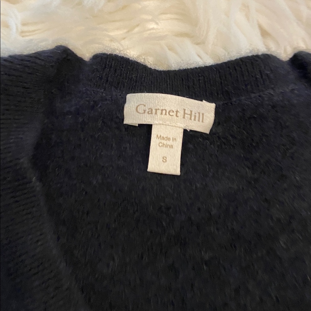 Garnet Hill Classic Black V-Neck Sweater 100% Cashmere length 21” bust 30” - Picture 8 of 8